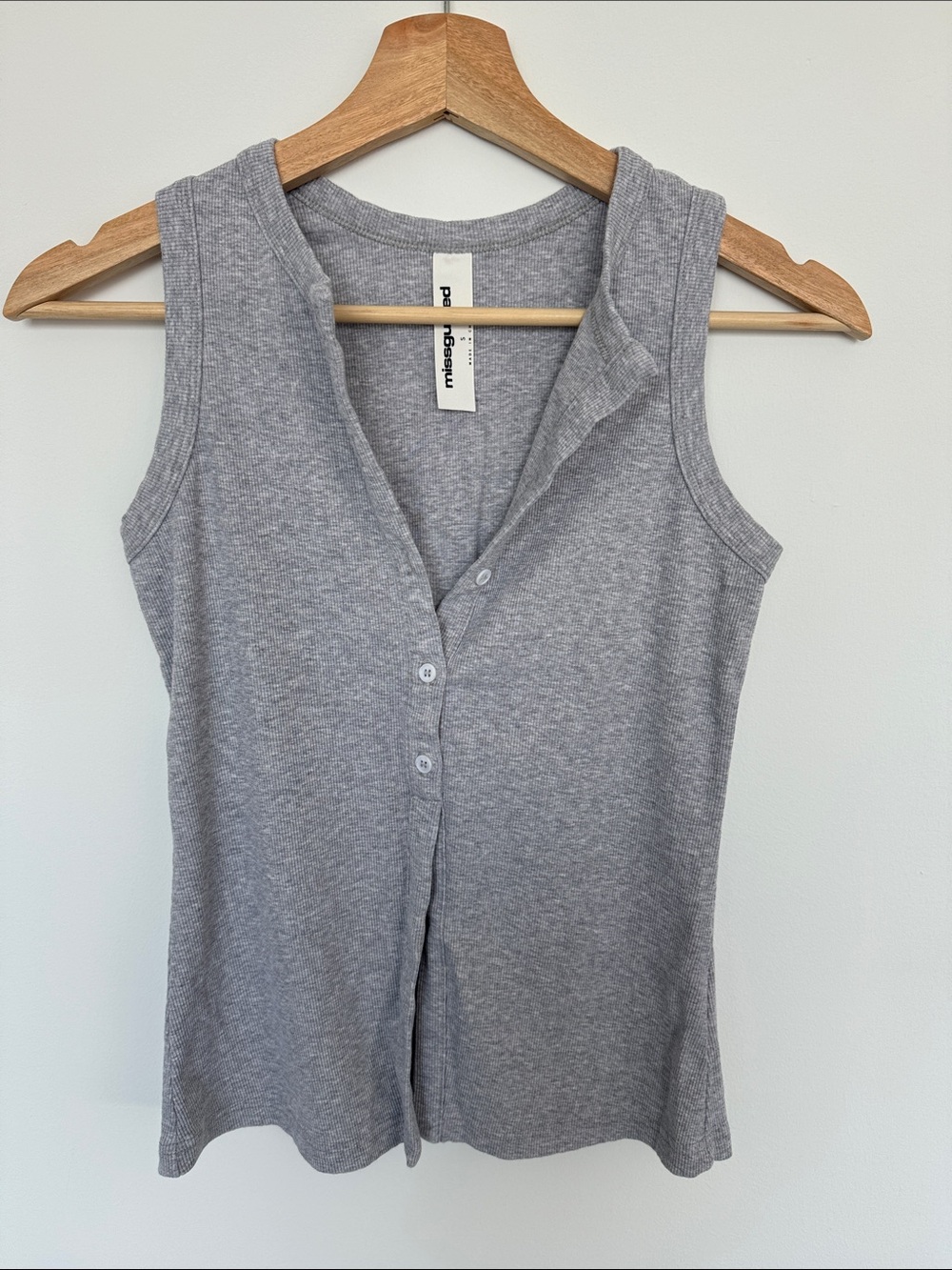 Missguided Gray Sleeveless Button-Front Tank